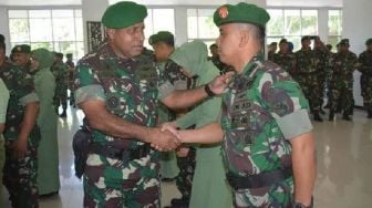 Jenderal Herman Asaribab Wafat Sebelum Serah Terima Jabatan Wakasad