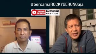 Rocky Gerung Dukung Ridwan Kamil yang Berseteru dengan Mahfud MD