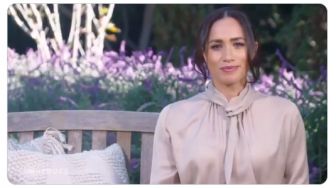 Meghan Markle Tengah Pertimbangkan Rilis Buku, Mau Bikin Istana Kepanasan?