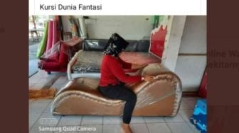 Bentuk Sofa Khusus Bercinta Bikin Bingung, Jawaban Penjual Ini Jadi Sorotan