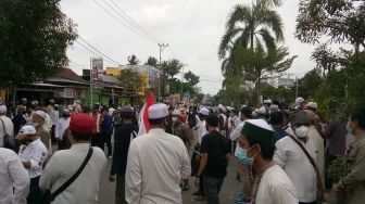 Massa Aksi Disebut Pendukung Habib Bukan FPI, Irit Bicara Saat Demonstrasi