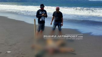 Geger Penemuan Mayat Pria Tanpa Celana Bertato Tribal di Pantai Talangsari Jember