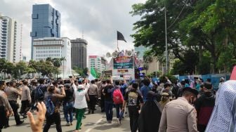 Ketimbang Demo di Jalan, Pendukung Rizieq Disarankan Tempuh Jalur Hukum