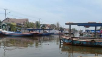 Dampak Cuaca Buruk, Pendapatan Nelayan di Serang Menurun