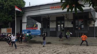 Penyerangan di Stasiun Serang, KTK Bawa Gergaji Es Hingga Air Keras