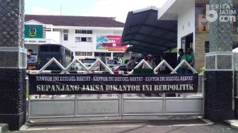 Kantor Kejaksaan Negeri Disegel Gerakan Reformasi Jember