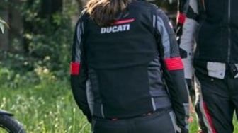 Canggih! Ducati Punya Jaket yang Bisa Keluarkan Airbag, Ini Dia Bentuknya