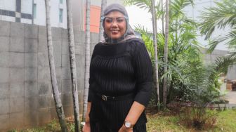 Blak-Blakan Elly Sugigi Ingin Nyaleg di Lampung Bantu Anak Menteri