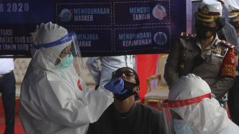 Depok Wajibkan Perusahaan Gelar Tes Cepat Antigen untuk Karyawan