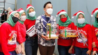 Sebelum Natal, Ruben Onsu Dapat Kejutan dari Penggemar