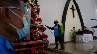 Misa Natal, Gereja HKBP Ciputat Batasi Jemaat, Lansia Misa Virtual