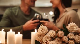 45 Kata-Kata Cinta Romantis untuk Pasangan, Dijamin Bikin si Dia Semakin Sayang