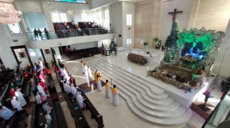 Cerita Misa Natal Dari Gereja Santa Theresia di Tengah Pandemi Covid-19