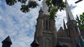 Gereja Katedral Minta Jemaat Tidak Bawa Barang Berlebihan