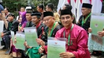 Jalan Panjang Pengembalian Hak Masyarakat Adat Atas Hutan di Kampar Riau