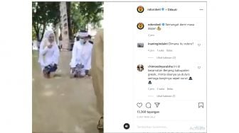 Terjang Banjir Menuju KUA, Pasangan Pengantin di Gresik ini Mendadak Viral