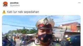 Viral Polisi Imbau Waspada di Jalan, di Belakang Tiba-Tiba Ada Kecelakaan