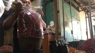 Gila! Jelang Pergantian Tahun, di Semarang Harga Satu Cabai Rp1.000
