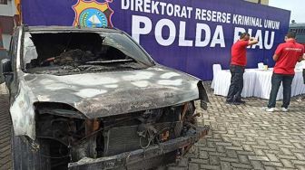 Diduga Terkait Pemberitaan, Mobil Wartawan di Riau Dilempar Molotov