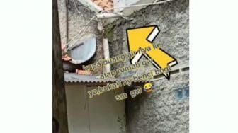 Viral Rumah Dipepet Tetangga, Saluran Airnya Bikin Warganet Ikut Geram