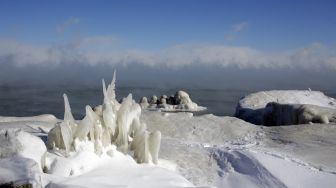 Cuaca Dingin Ektrem Minus 40 Derajat Celcius Melanda Desa Satu Ini