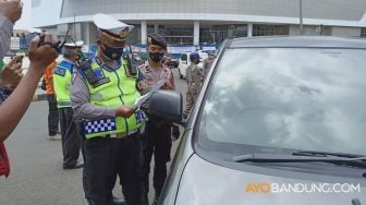 Ribuan Kendaraan Gagal Masuk Puncak, Ini Penyebabnya