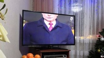 Presiden Vladimir Putin Tampak "Dipenggal" saat Sampaikan Pidato Tahun Baru