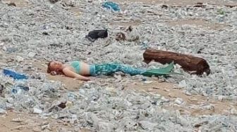 Penampakan 'Putri Duyung' di Pantai Kuta Bikin Riuh