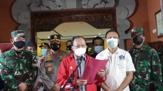 Terima 31.000 Vial Vaksin Covid-19, Gub. Koster: Ini Kehormatan untuk Bali