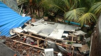 Kondisi Hujan Deras, Dapur Sebuah Rumah di Gianyar Bali Amblas 3 Meter