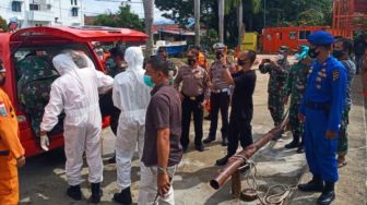 Geger! Nelayan Temukan Mayat Mengambang di Perairan Laut Padang