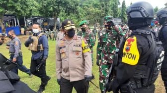 Latihan Bersama, Tim Gabungan TNI-Polri Solo Raya Grebek Markas 'Teroris'