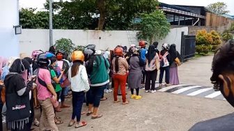 Apes Gegara Jejak Digital Warganet Ini Ditolak Hrd