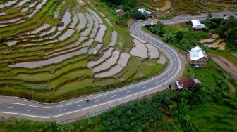 Andi Sudirman Sulaiman Fokus Bangun Infrastruktur Jalan di Sulawesi Selatan