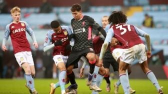 Meski Kalah, Pemain Muda Aston Villa Bikin Liverpool Frustasi