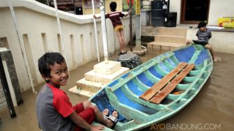 Belum Surut dari Kemarin, Ribuan Rumah di Kabupaten Bandung Masih Terendam Banjir