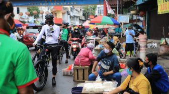 Bersepeda, Ganjar Pranowo Gelar Patroli Hari Pertama PPKM