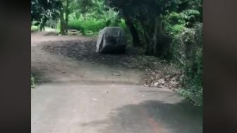 Viral Jalan Buntu Sering Bikin Orang Kena Prank, Ternyata Ujungnya Begini