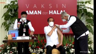 Usai Disuntik Vaksin Covid-19, Begini Kata Jokowi