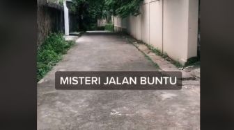 Ngeyel Diingatkan Ada Jalan Buntu, Wanita Ini Ngibrit Begitu Lihat Ujungnya