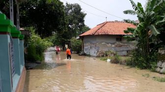 Banjir Rendam Ratusan Rumah di Brebes, 600 Jiwa Terdampak dan Mengungsi