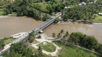 Melihat Jembatan Molintogupo Setelah Selesai Diperbaiki