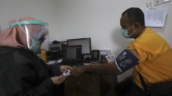 Bio Farma: TNI-Polri Akan Divaksinasi Covid-19 Mulai Akhir Februari