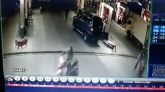 Viral Video Petugas SPBU Dikeroyok Gegara Tegur Pembeli yang Merokok