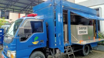 Kemensos Kirimkan Logistik dan Dapur Umum Bagi Pengungsi Gempa Sulbar