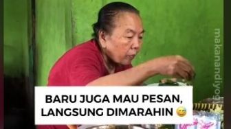 Penjualnya Galak Banget, Warung Pecel Ini Tetap Dirindukan Pelanggan