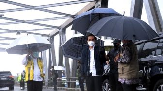 Pakai Mobil RI 1, Cerita Presiden Jokowi Terjang Banjir di Kalsel