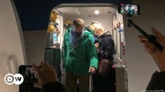 Ditahan Setibanya di Moskow, AS dan Eropa Minta Pembebasan Alexei Navalny