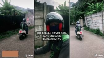 Diingatkan Ada Jalan Buntu, Ojol Ngeyel Dikira Kena Prank, Endingnya Nyesel