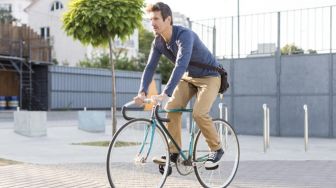 Lima Tips Mudah Memulai Bersepeda ke Kantor